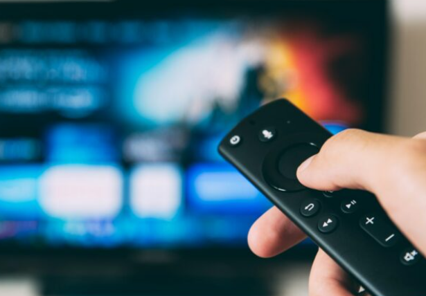 A Fan of Captivating Performances Plutoscreen